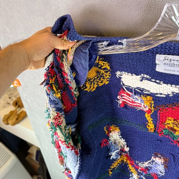 Signature by Northern Isles Hand Knitted Cabincore Cardigan Grandma Sweater L - Picture 8 of 16